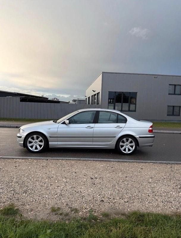 Gebraucht BMW 330 231 PS (169 kW) 2003 Silber Limousine