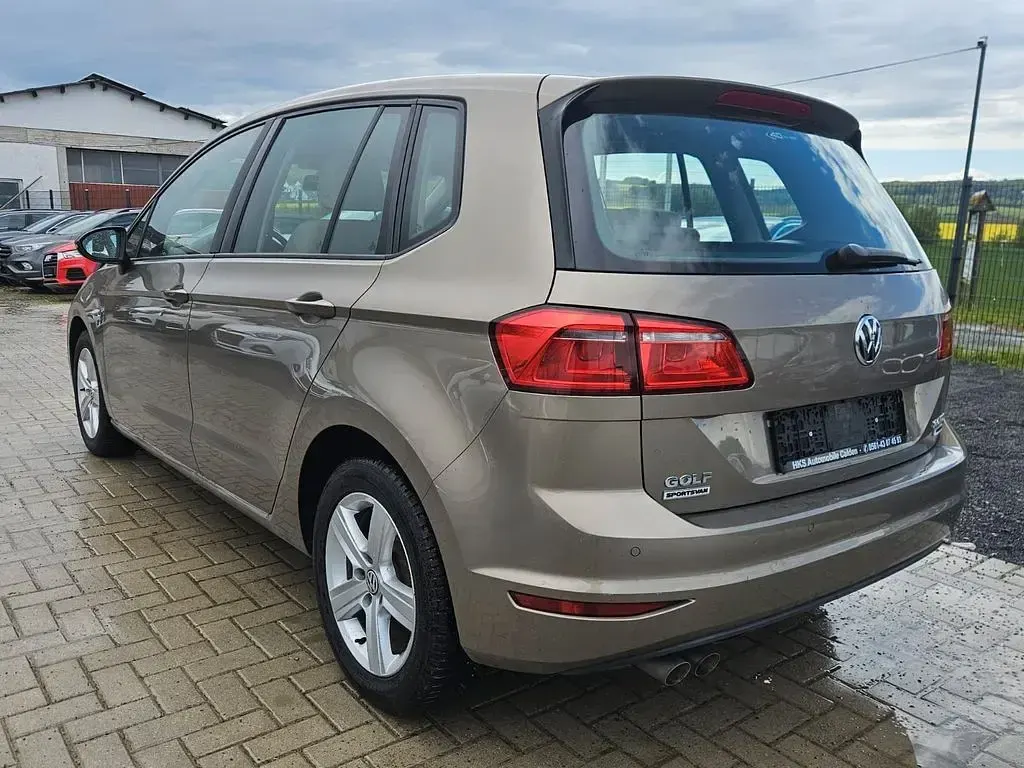Gebraucht VW Golf Sportsvan Comfortline 150 PS (110 kW) 2014 Gold Van / Kleinbus