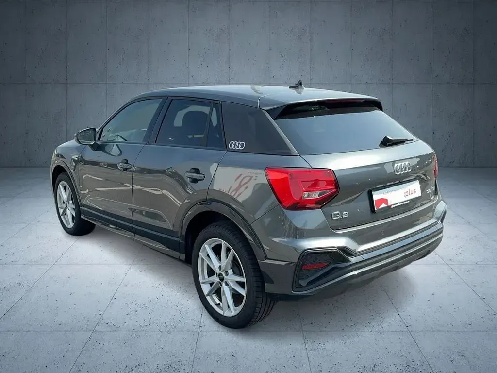 Gebraucht Audi Q2 S-Line 150 PS (110 kW) 2025 Grau SUV