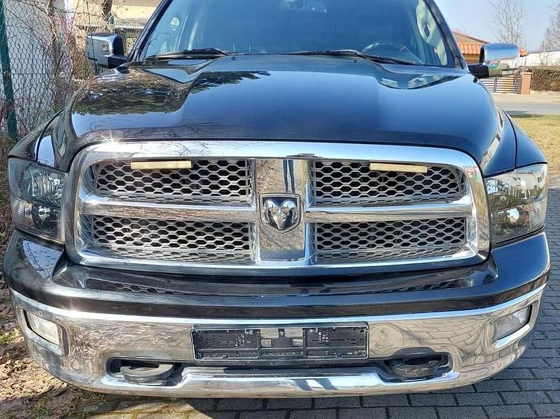 Gebraucht Dodge Ram 396 PS (291 kW) 2009 Black pearl Pickup