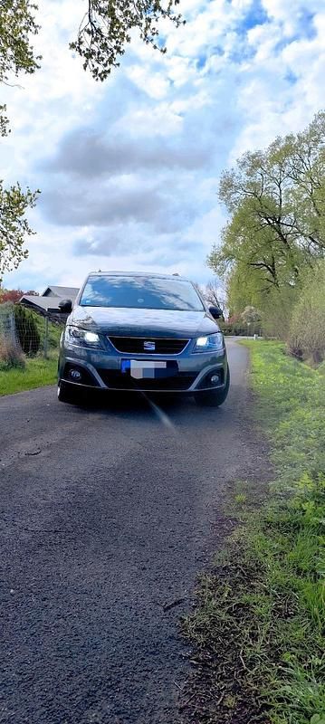 Gebraucht Seat Alhambra Sport 200 PS (147 kW) 2015 Grau Van / Kleinbus