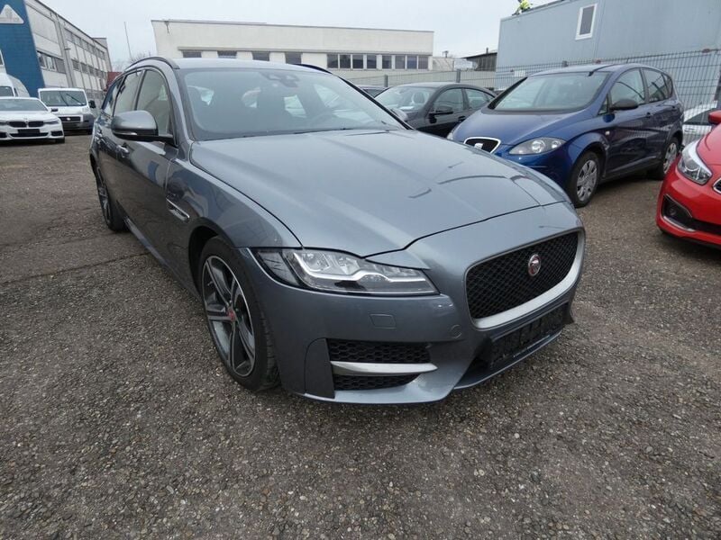 Grau Gebraucht 2020 Jaguar XF Sportbrake R-Sport Kombi | 18.980 € (Guter Preis) - Bild 1/4