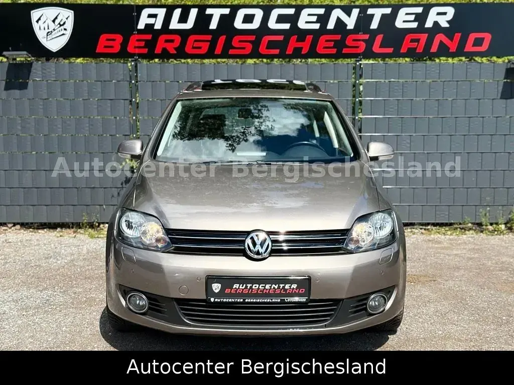 Gebraucht VW Golf Plus Team 105 PS (77 kW) 2010 Braun Van / Kleinbus