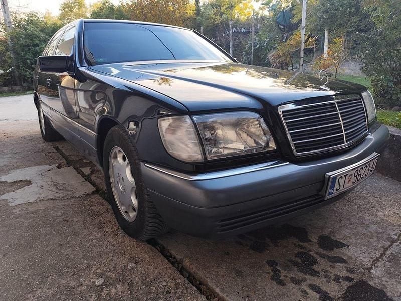 Schwarz Gebraucht 1995 Mercedes S280 Limousine | 22.000 € - Bild 1/4