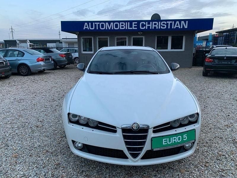 Weiß Gebraucht 2012 Alfa Romeo 159 Turismo Kombi | 3.490 € (Superpreis) - Bild 1/4