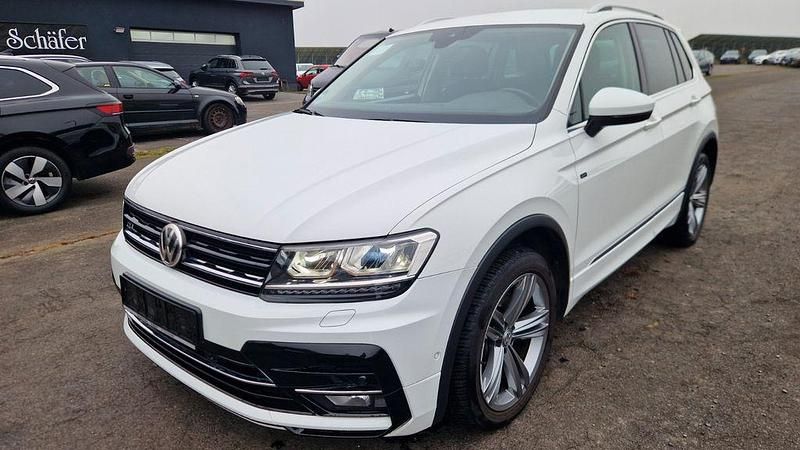 Weiß Gebraucht 2018 VW Tiguan R-line SUV | 22.599 € (Superpreis) - Bild 1/4