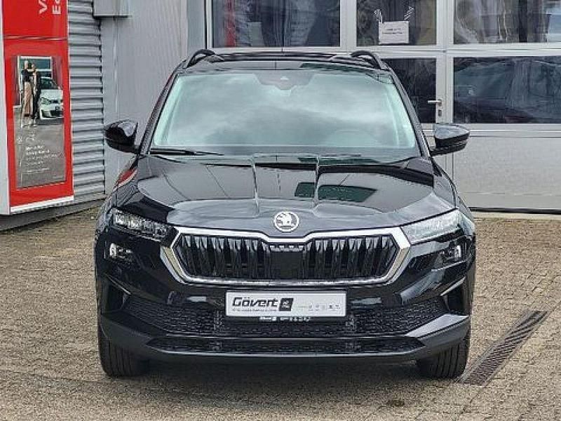 Schwarz Neu 2025 Skoda Karoq Selection SUV | 32.950 € (Guter Preis) - Bild 1/4