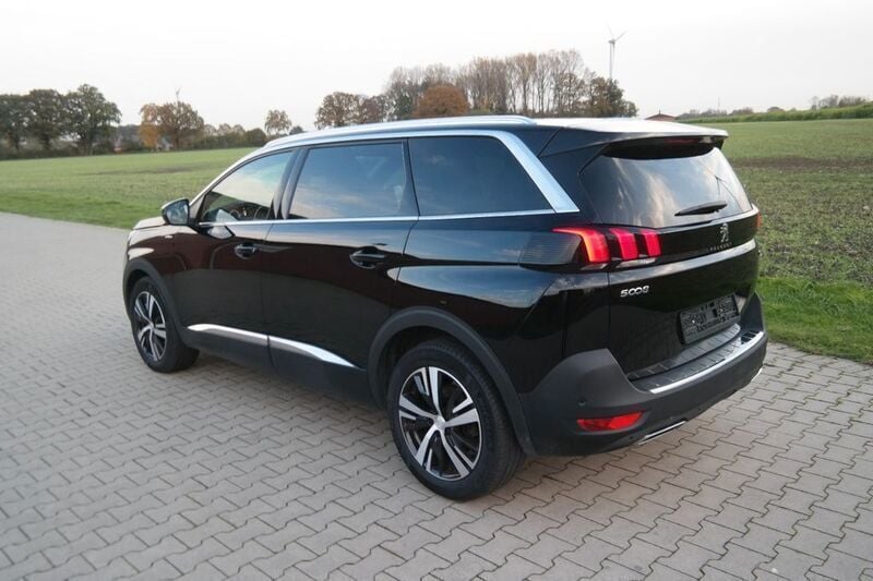 Gebraucht Peugeot 5008 GT-line 131 PS (96 kW) 2020 Lackierung schwarz perla nera/ SUV