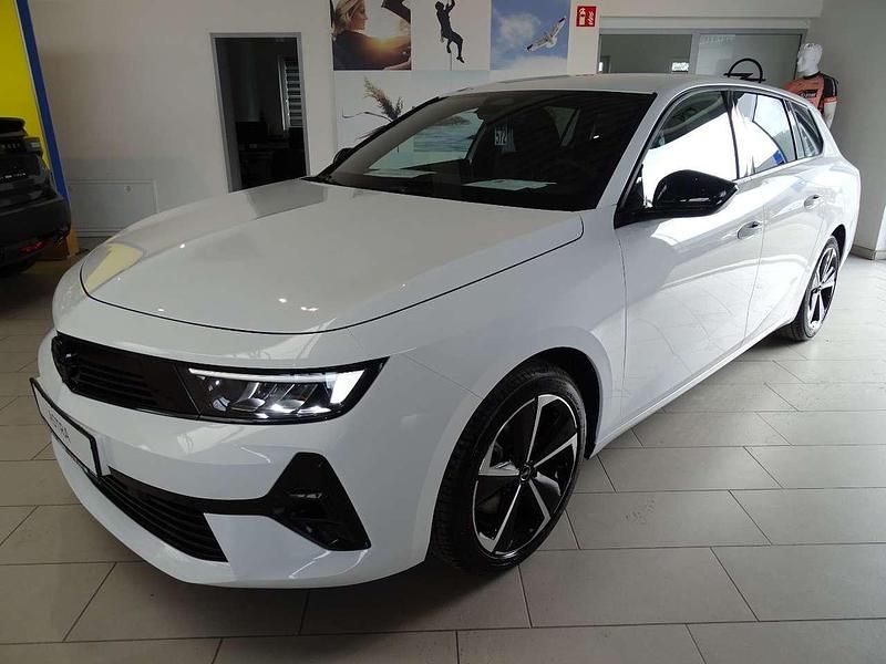 Arktis weiß Neu 2025 Opel Astra Kombi | 25.990 € (Fairer Preis) - Bild 1/4
