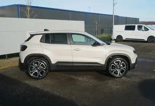 Ny Jeep Avenger Summit 100 HK (73 kW) 2026 Beige SUV