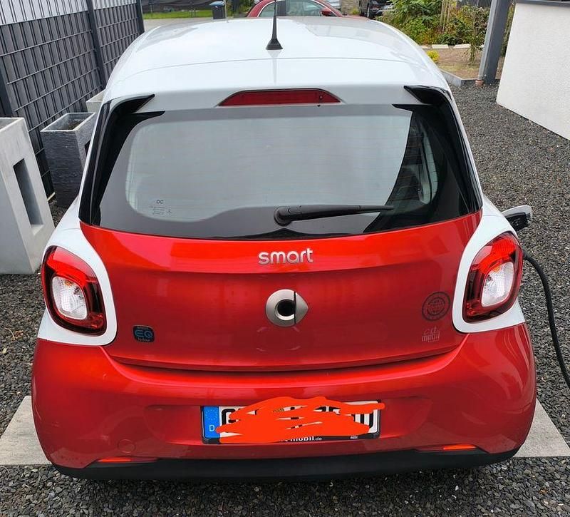 Gebraucht Smart ForFour Electric Drive 60 kW (82 PS) 2020 Rot Limousine