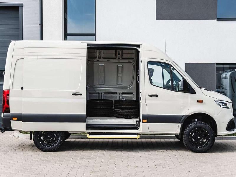 Neu Mercedes Sprinter 190 PS (139 kW) 2025 Weiß Van