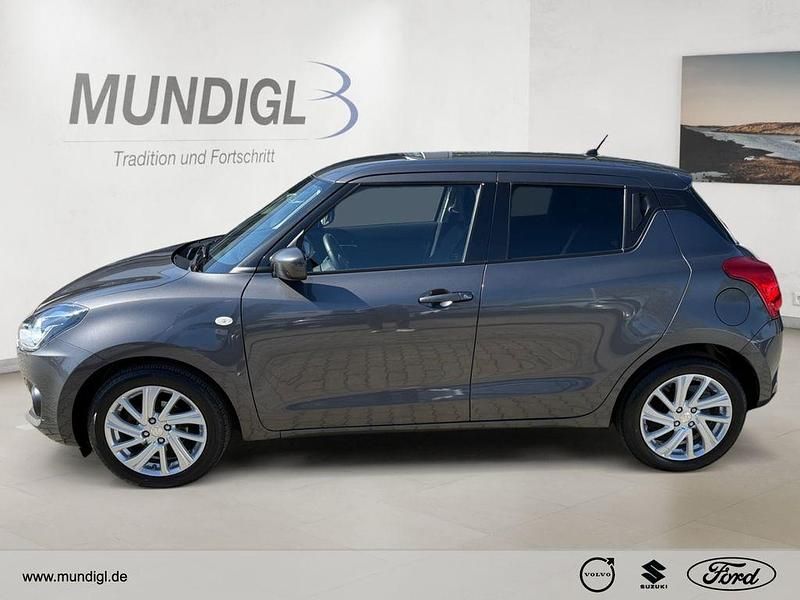 Usata Suzuki Swift Basic 83 CV (61 kW) 2021 Grigio Utilitaria