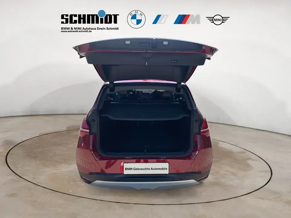 Gebraucht BMW X3 197 PS (144 kW) 2025 (rot)  fire red SUV