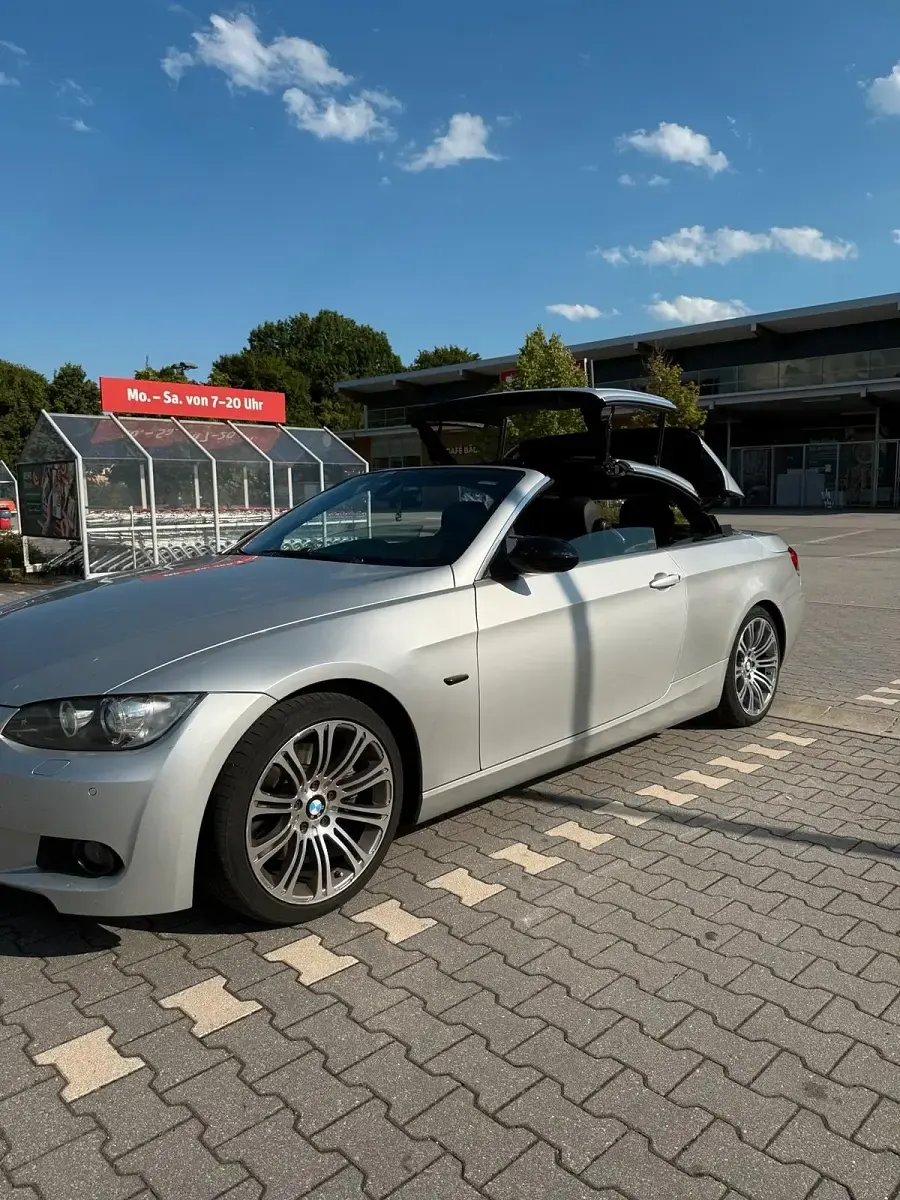 Gebraucht BMW 325 Cabriolet 218 PS (160 kW) 2007 Silber Cabrio