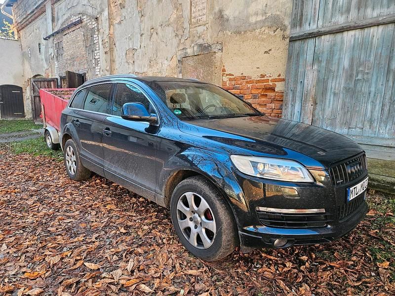 Schwarz Gebraucht 2006 Audi Q7 S-Line SUV | 5.899 € (Guter Preis) - Bild 1/4