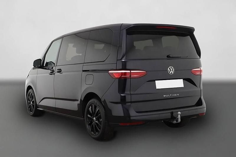 Gebraucht VW Multivan Life 150 PS (110 kW) 2024 Schwarz Van