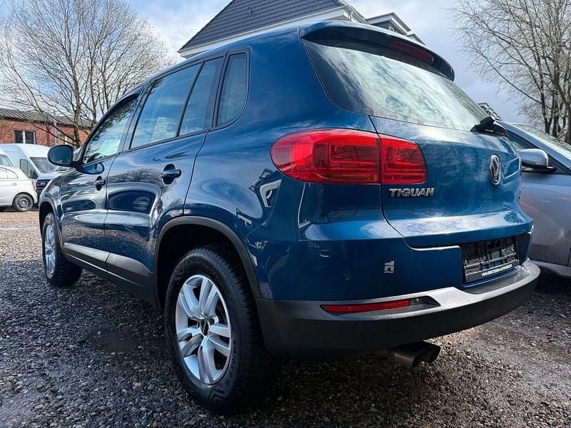 Gebraucht VW Tiguan Trendline 125 PS (91 kW) 2012 Blau SUV