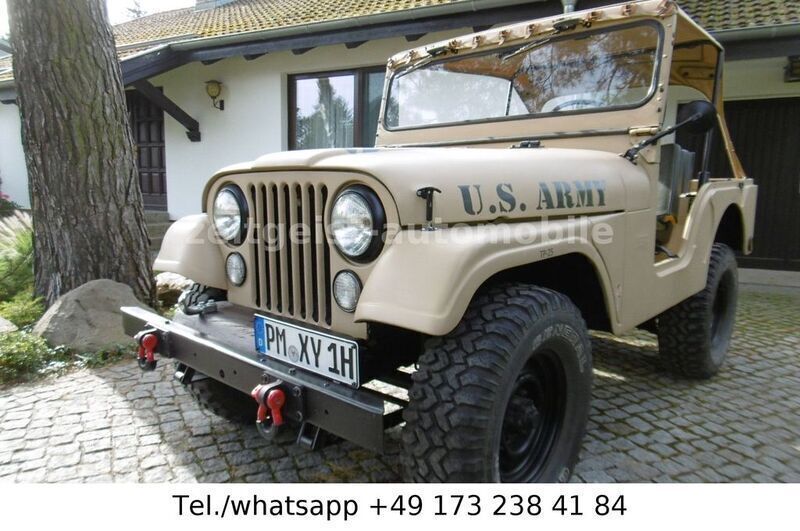 Beige Gebraucht 1971 Jeep Willys SUV | 25.000 € - Bild 1/4