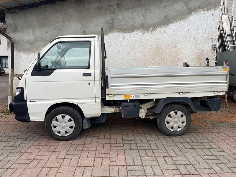 Gebraucht Piaggio Porter 83 PS (61 kW) 2019 Weiß SUV