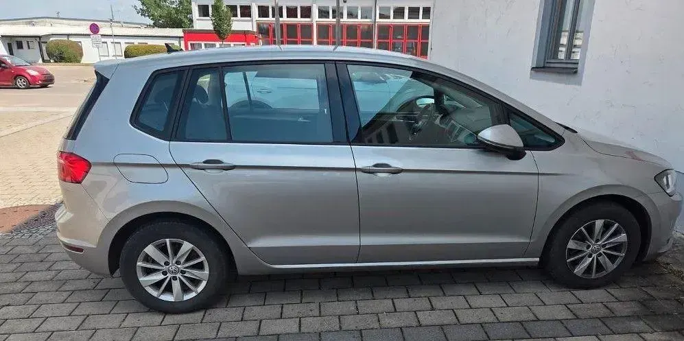 Gebraucht VW Golf VII 110 PS (80 kW) 2015 Silber Kombi