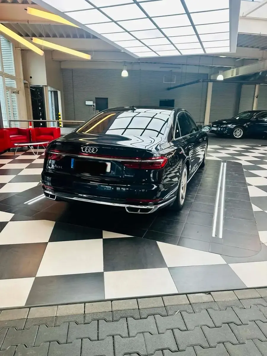 Gebraucht Audi A8L 286 PS (210 kW) 2019 Blau Limousine