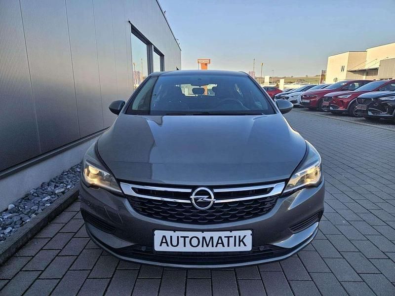 Gebraucht Opel Astra Edition 150 PS (110 kW) 2018 Grau Limousine