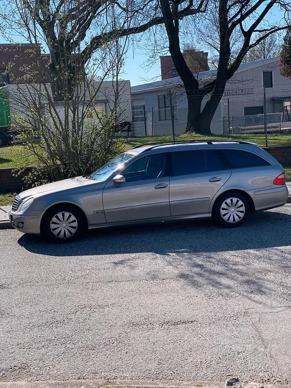 Gebraucht Mercedes E200 136 PS (100 kW) 2008 Kombi