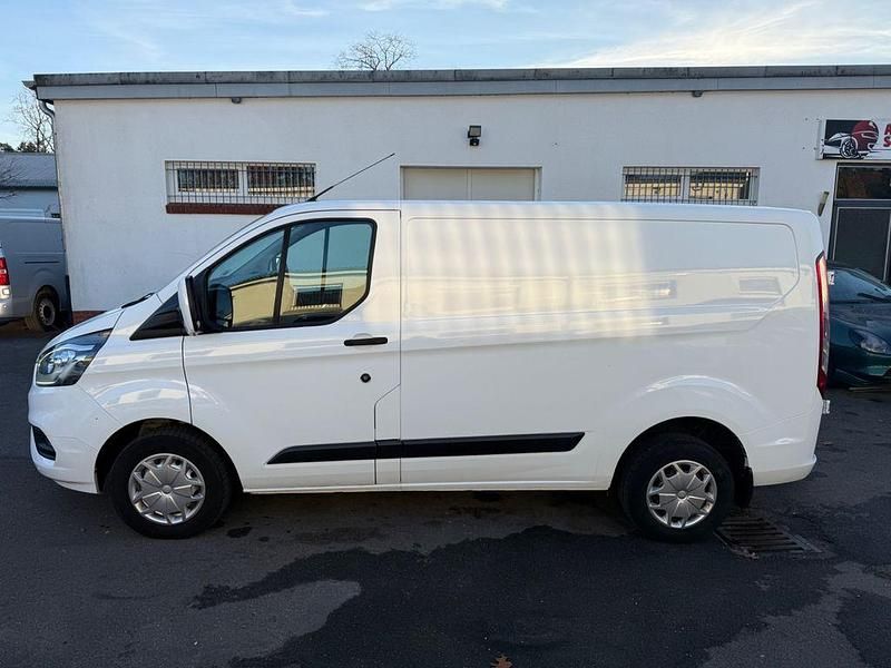 Gebraucht Ford Transit Custom Trend 131 PS (96 kW) 2020 Weiß Van / Kleinbus