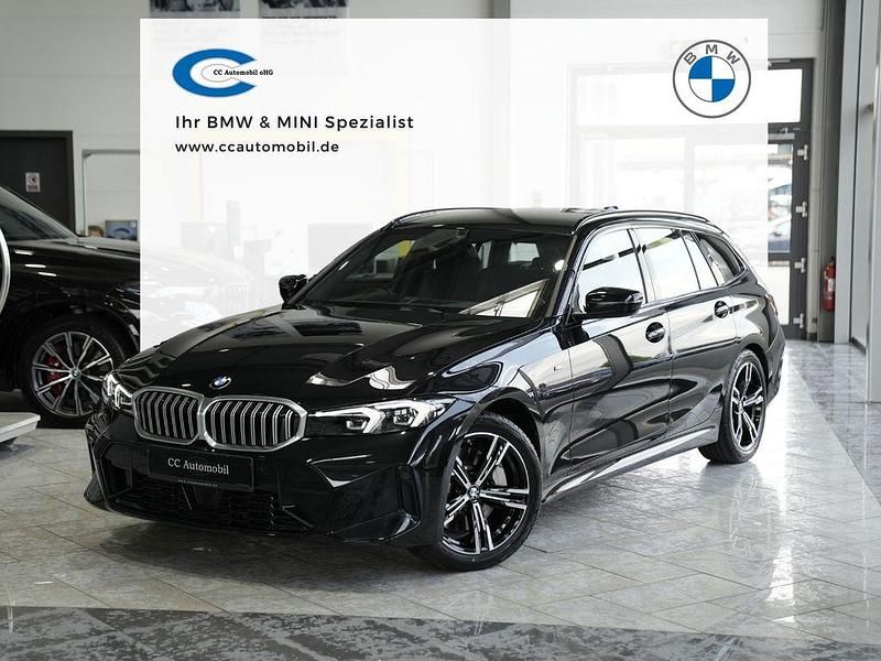 Saphirschwarz Gebraucht 2024 BMW 330 M Sport Kombi | 43.448 € (Guter Preis) - Bild 1/3