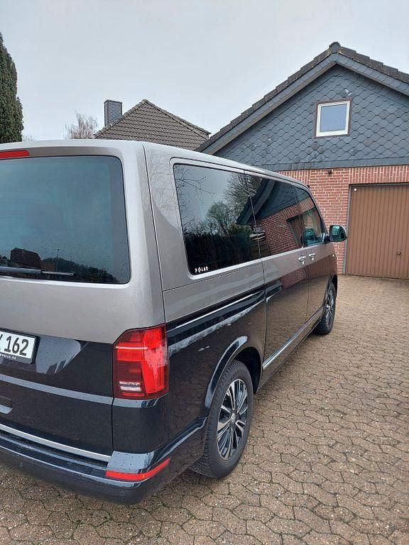 Gebraucht VW Multivan 150 PS (110 kW) 2021 Schwarz Van