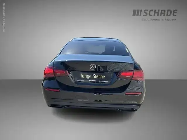 Gebraucht Mercedes A200 Advanced Plus 163 PS (119 kW) 2025 Schwarz Limousine
