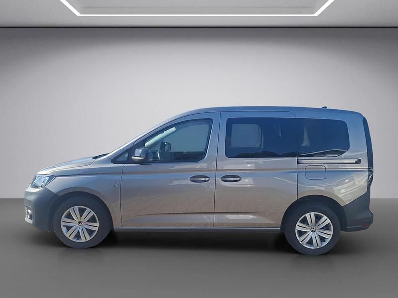 Gebraucht VW Caddy Basis 75 PS (55 kW) 2022 Mojave beige Van / Kleinbus