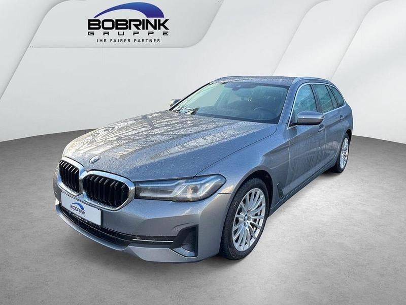 Gebraucht BMW 530 245 PS (180 kW) 2022 Grau Kombi