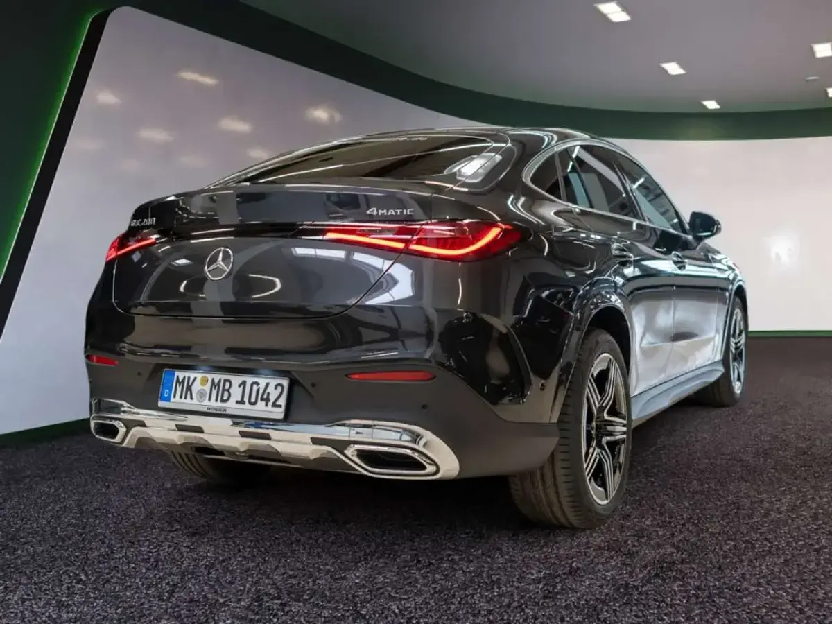 Gebraucht Mercedes GLC200 Advanced Plus 227 PS (166 kW) 2026 Grau / graphitgrau SUV