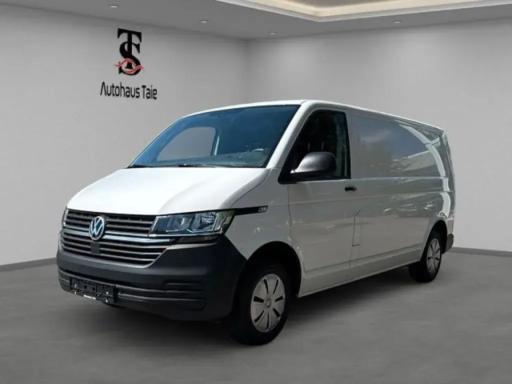 Gebraucht VW T6.1 110 PS (80 kW) 2022 Candyweiss Van