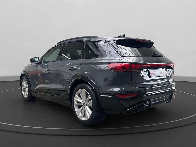 Gebraucht Audi Q6 e-tron S-Line 225 kW (306 PS) 2025 Magnetgrau SUV