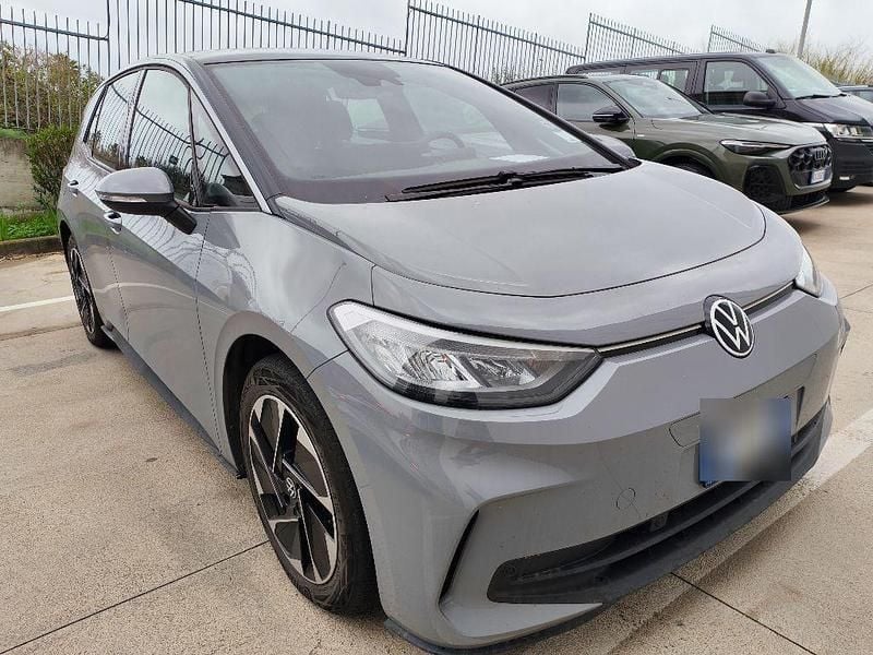 Gebraucht VW ID.3 Pro 150 kW (204 PS) 2024 Grau Kleinwagen