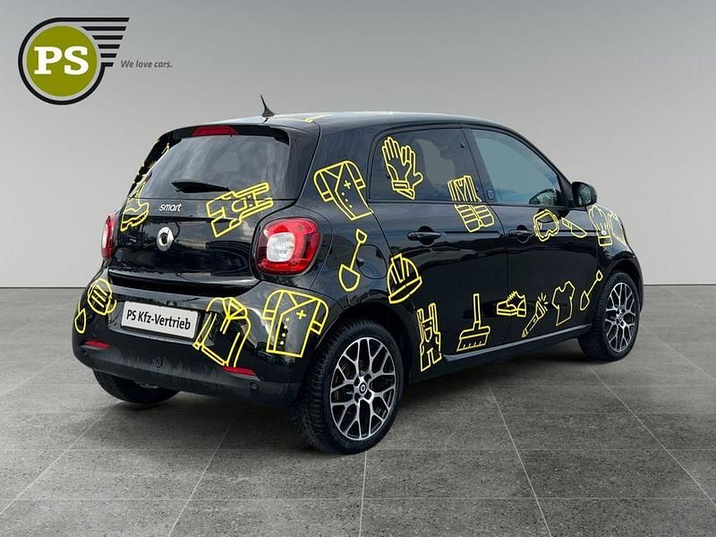 Gebraucht Smart ForFour Electric Drive 60 kW (82 PS) 2022 Schwarz Limousine