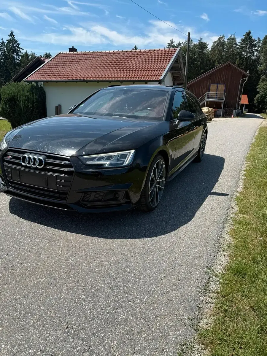 Gebraucht Audi S4 Comfort 354 PS (260 kW) 2017 Schwarz Kombi
