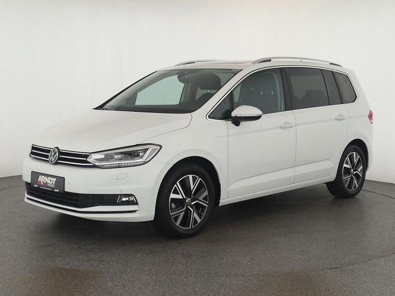 Gebraucht VW Touran Highline 150 PS (110 kW) 2025 Pure white Van / Kleinbus