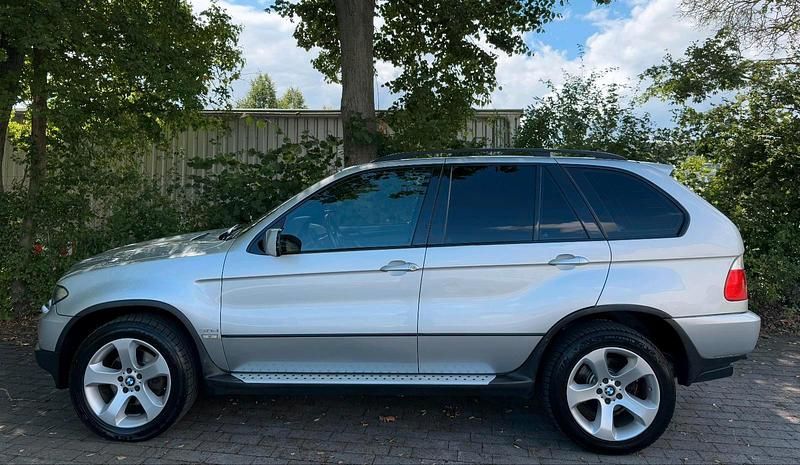 Grau Gebraucht 2007 BMW X5 Sport Line SUV | 7.700 € (Superpreis) - Bild 1/4