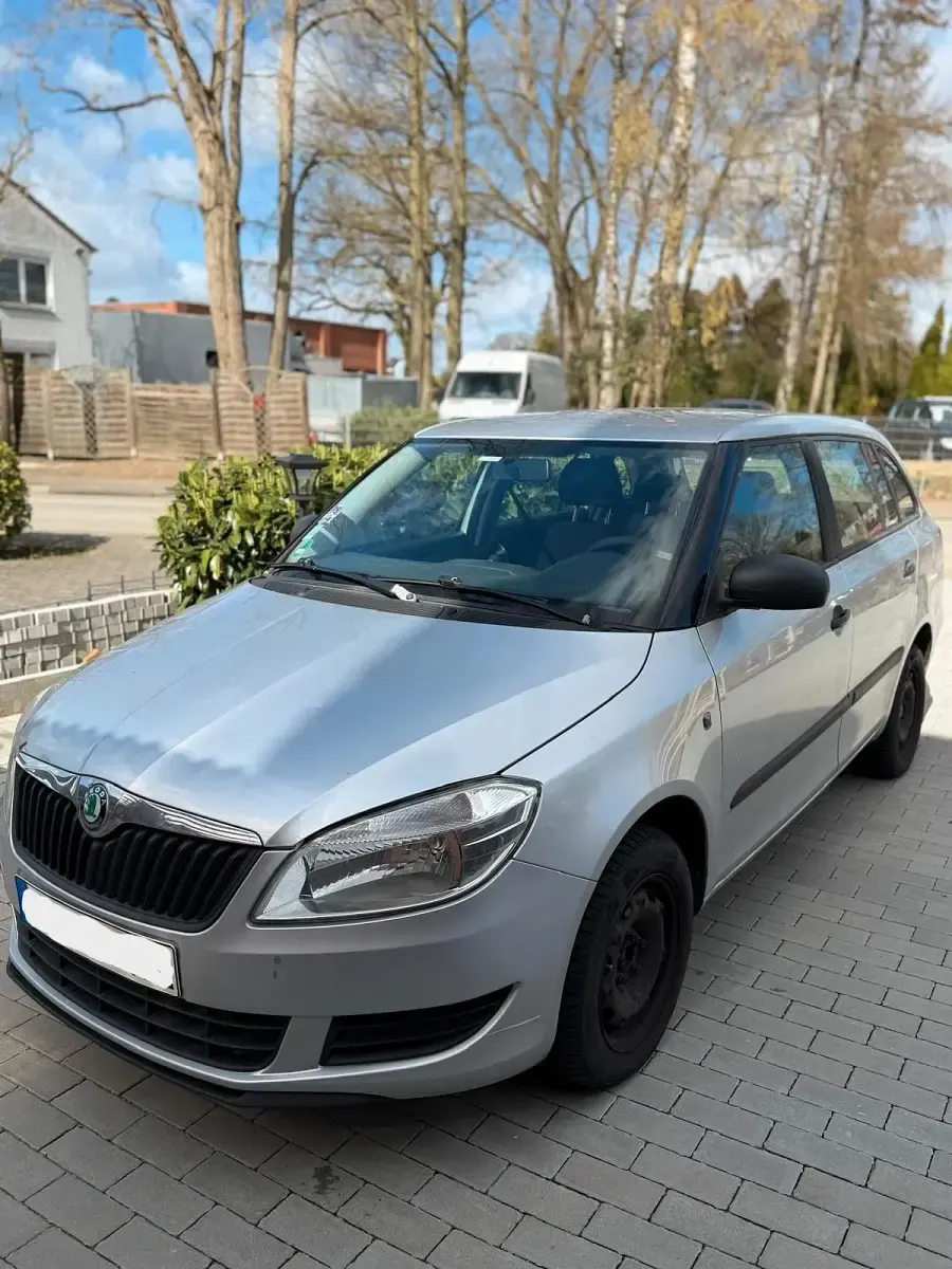 Second-hand Skoda Fabia 90 CP (66 kW) 2011 Argintiu Break