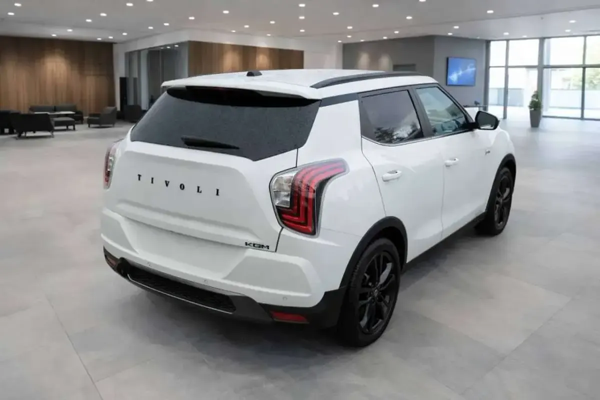 Neu KGM Tivoli 163 PS (119 kW) 2026 Grand white SUV
