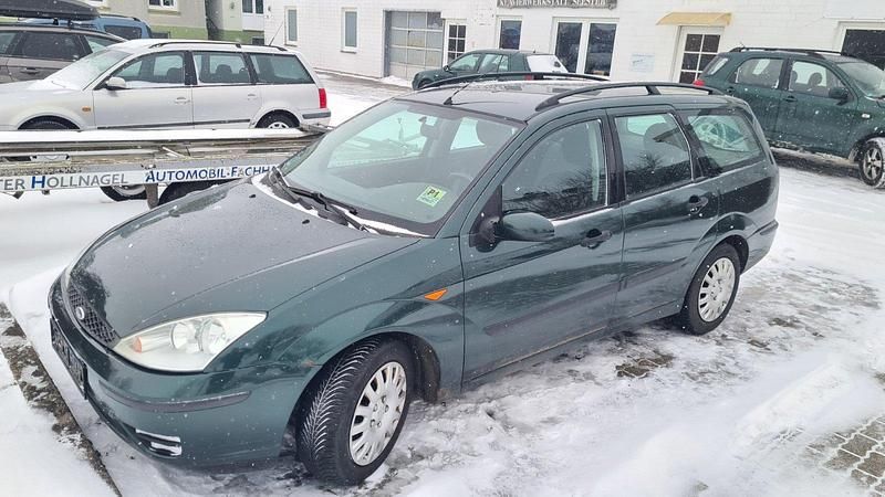 Gebraucht Ford Focus Viva 101 PS (74 kW) 2004 Grün Kombi