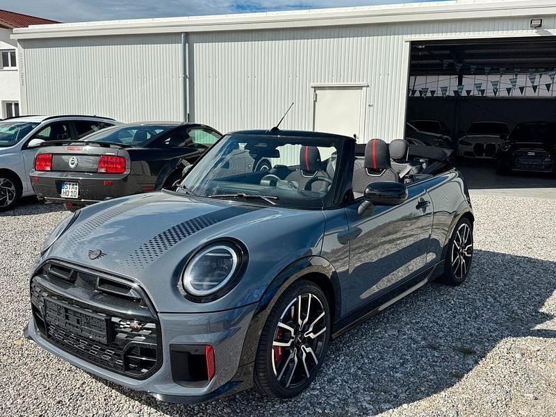 Grau Neu 2025 Mini John Cooper Works Cabriolet Cabrio | 43.490 € (Fairer Preis) - Bild 1/4