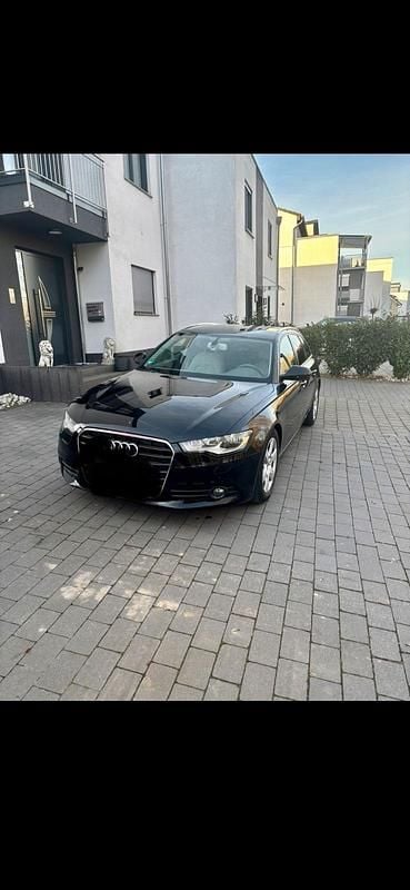 Gebraucht Audi A6 177 PS (130 kW) 2012 Schwarz Kombi