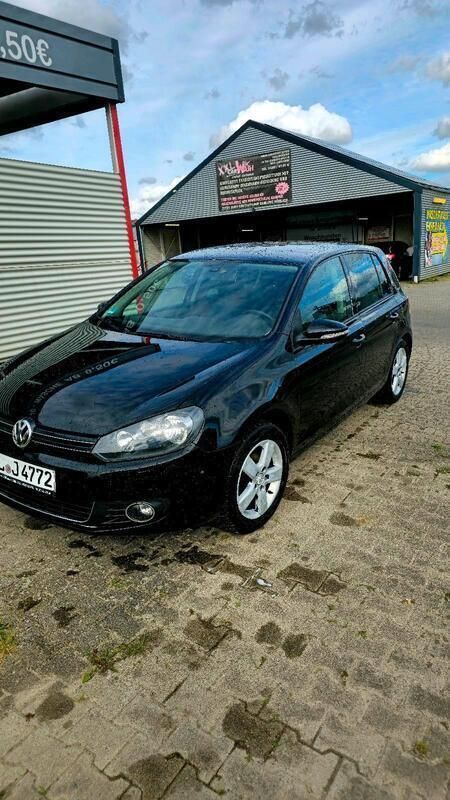 Andere außenfarben Gebraucht 2011 VW Golf VI Kleinwagen | 3.999 € (Fairer Preis) - Bild 1/4