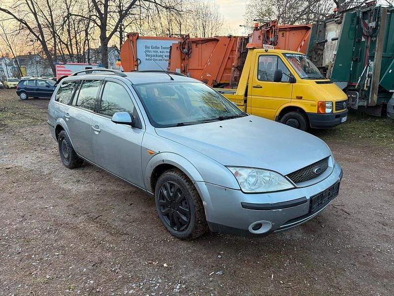 Gebraucht Ford Mondeo 125 PS (91 kW) 2007 Silber Kombi