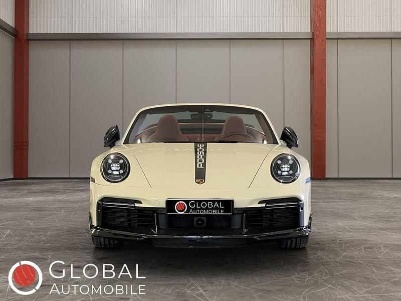 Gebraucht Porsche 992 581 PS (427 kW) 2021 Weiß Cabrio